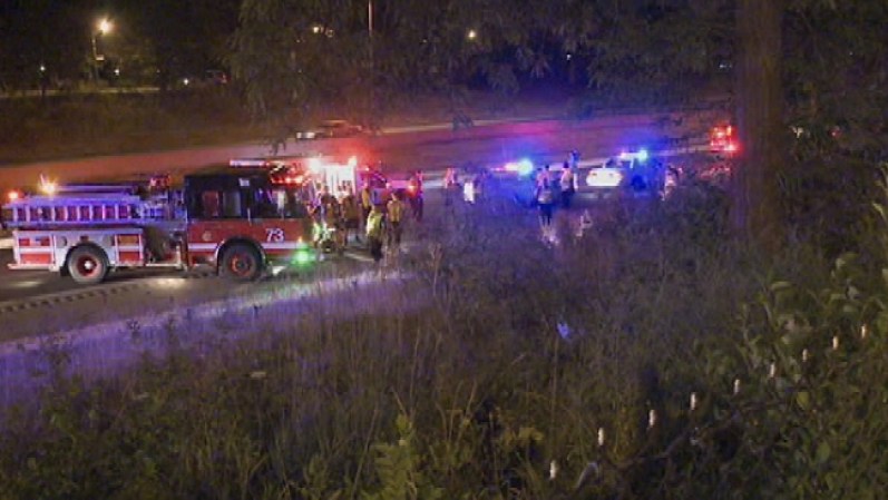 Un accidente de tránsito en la autopista Interestatal-57 envió a 11 personas al hospital.