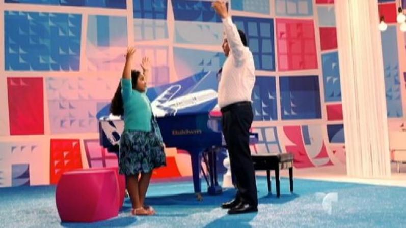 “Ella de chiquita me buscaba y decía papi me gusta cómo suena la guitarra y me puedes enseñar y le decía te puedo enseñar a cantar si quieres”, contó Américo.