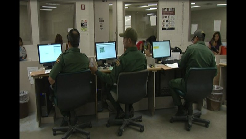 Los únicos dos centros de detención de la Patrulla Fronteriza se encuentran en Brownsville (Texas) y Nogales (Arizona).