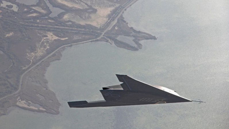 Otra característica del drone es que tendrá capacidad para penetrar territorio enemigo sin ser detectado gracias a su avanzado diseño.