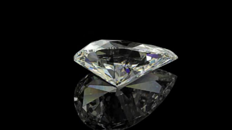 La joya en forma de pera tiene 101,73 quilates. (Cada quilate representa 200 miligramos o 0,2 gramos)