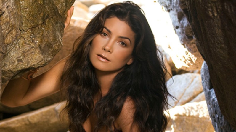 La cantante y actriz Paty Manterola tendrá su primer bebé junto a su esposo Forrest Kolb.