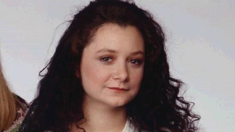 Sara Gilbert, actriz conocida por su papel en la serie "Roseanne".