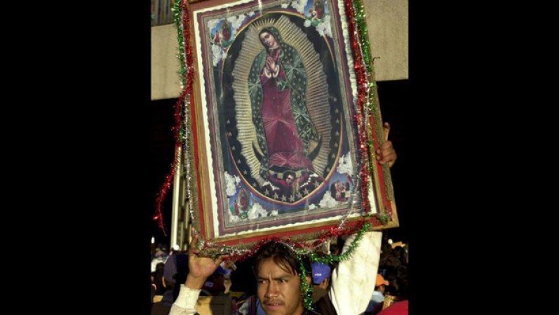 Los seguidores de la virgen le dedican misas y procesiones.