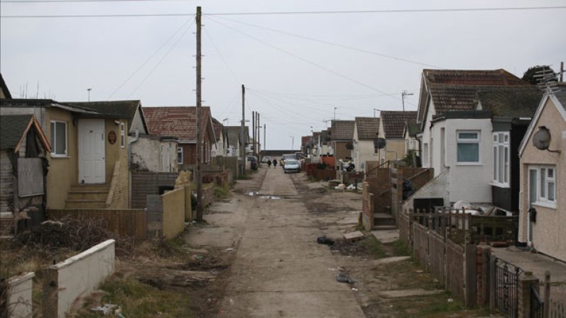 ABRIL 4, 2012 - Jaywick, un pequeño pueblo costero pensado para el turismo en Inglaterra, ahora es considerado el área más deprimido del mundo.