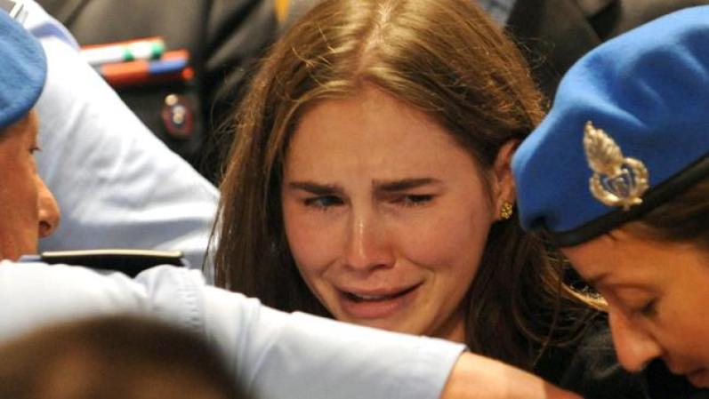 26 DE MARZO, 2013: Tras pasar cuatro años en la cárcel, la joven acusada por la muerte de su roommate deberá enfrentar juicio nuevamente.