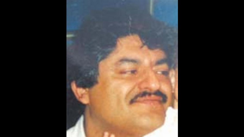 Juan José Esparragoza. Ex oficial de la policía federal en México, sindicado de pertenecer al Cartel de Juárez. Se dice que es uno de los líderes de la Federación, la alianza de los carteles de Sinaloa, Juárez y Sonora.