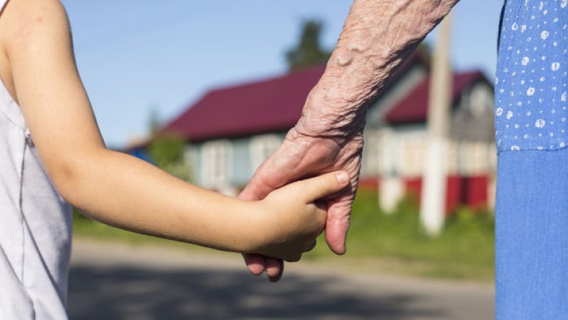 3. “Procede con calma”. El Papa dijo que en la vida, uno debe moverse tranquilamente a través de los años, pero siempre practicando la benevolencia y humildad.