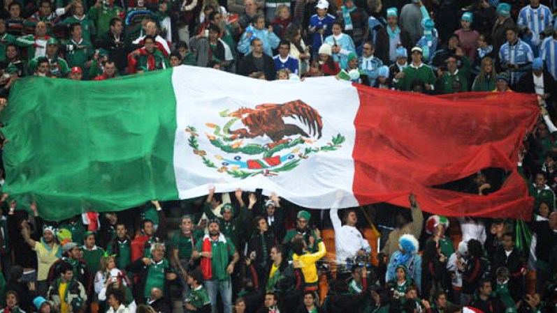 Considerada como una de las "más bonitas del mundo" la bandera tricolor se luce en todo su esplendor en cada evento importante de los mexicanos. ¡Descúbrela!
