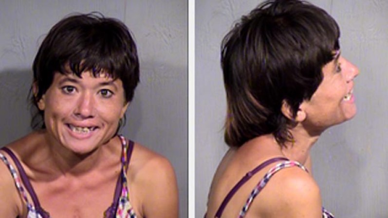 Tammy L Hurst fue arrestada el 9/16/2013 en la región de Maricopa, Arizona por:<br /><br />Disorderly conduct-Fighting