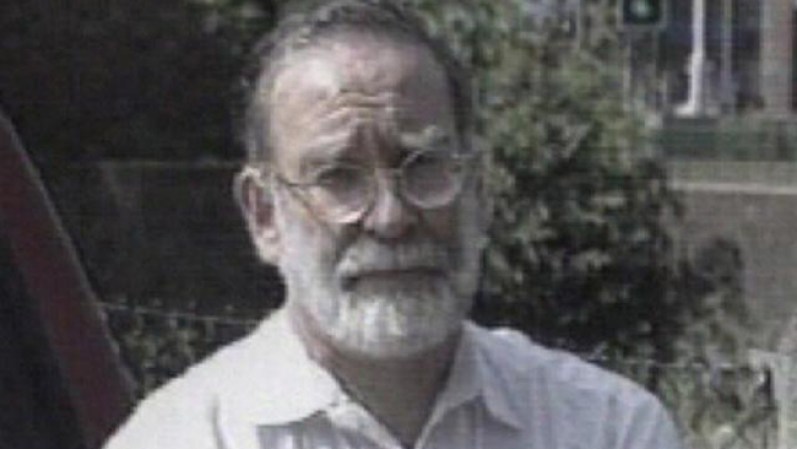 Este británico posiblemente haya sido el asesino más activo del mundo. Harold Frederick Shipman era un doctor que mató a unos 250 pacientes (en su mayoría ancianos) entre las décadas de 1970 y 1990, en Manchester, Inglaterra. Recibió una condena perpetua en el 2000 y se suicidó ahogado con una cuerda en el 2004.