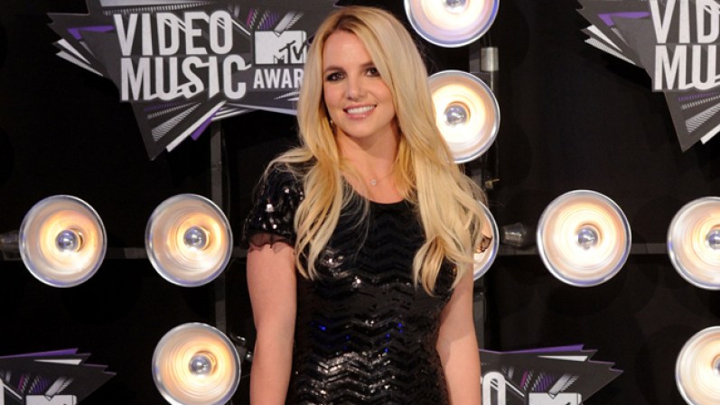 Britney Spears a su llegada a los MTV Video Music Awards de 2011, año en que lanzó su séptimo álbum “Femme Fatale”.