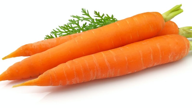 Zanahorias: el alto contenido en carotenos te ayuda a tomar color aún antes de comenzar a exponerte al sol, mientras te protege de las quemaduras.