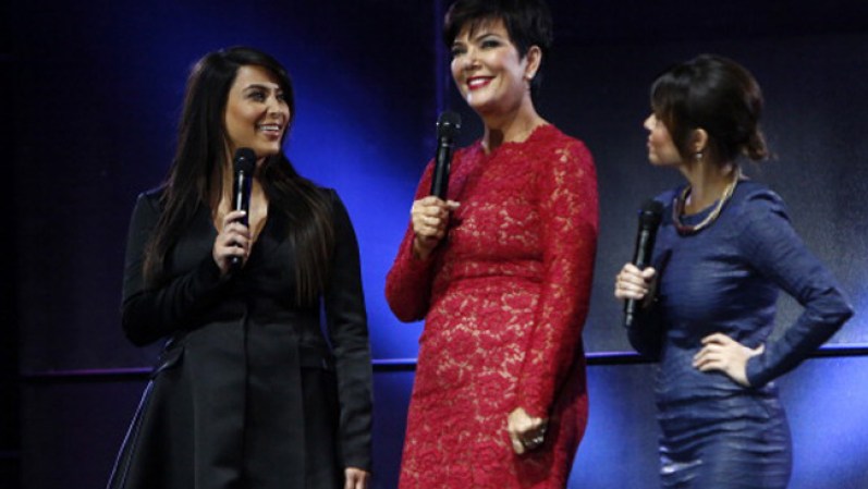 Su madre, Kris Jenner se ha convertido en su manager.