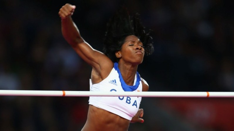 Yarisley Silva de Cuba se alzó con la plata de salto con pértiga en un concurso muy cerrado.