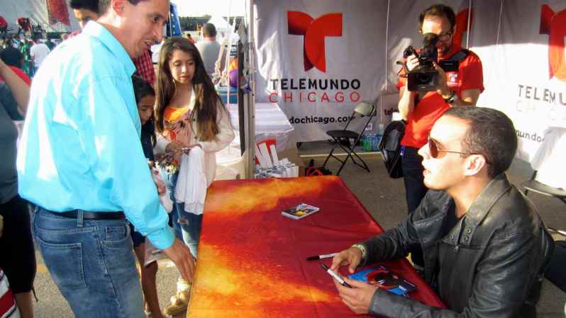 Telemundo Chicago presente en el Festival de Fiestas Patrias en Cicero.