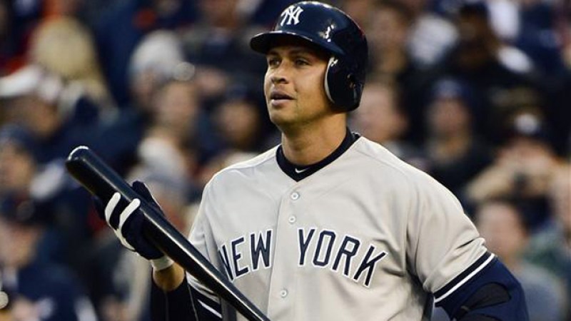A-Rod sale del quirófano