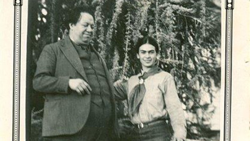 Restaurarán fotos de Frida y Diego