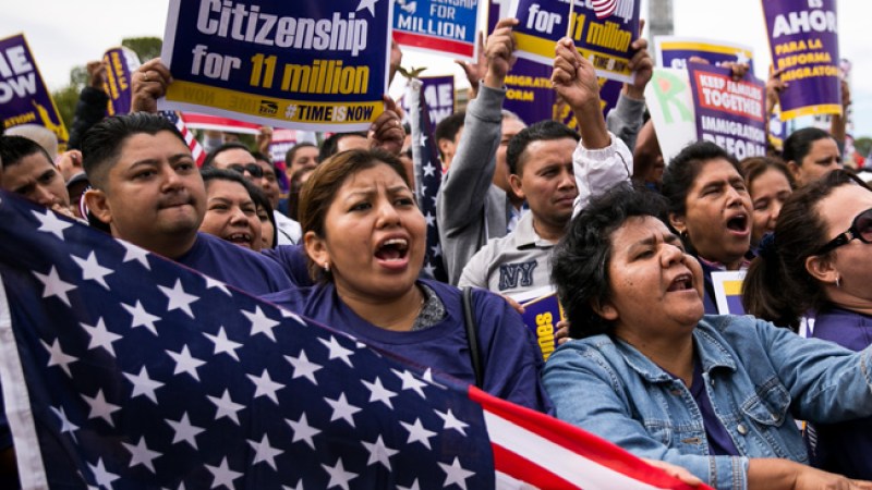 "Dreamers" de California reciben ayuda