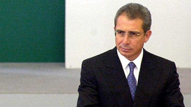 Demandan a Zedillo