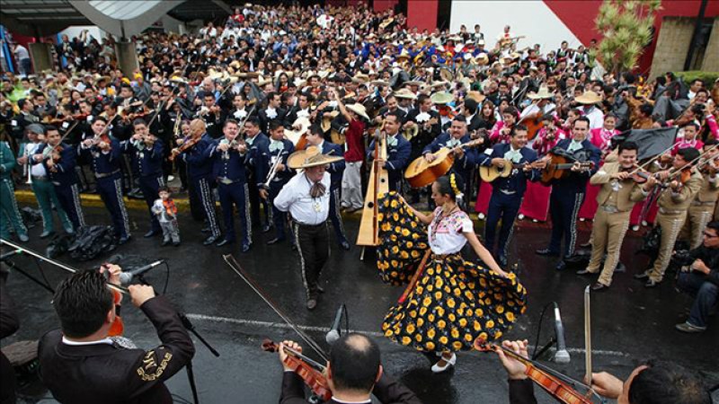 Récord Guinness de mariachis en México