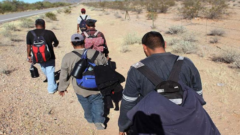 Menos ilegales cruzan la frontera