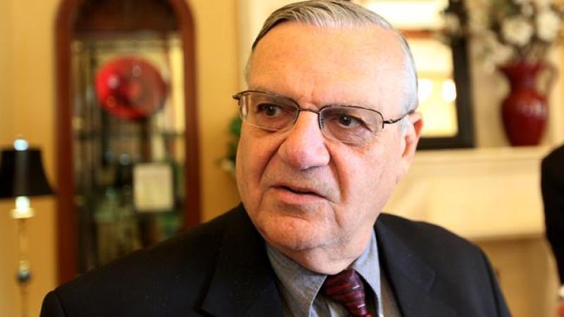 Esos dos agentes dijeron a abogados que no vieron ninguna evidencia de encasillamiento racial, afirmó Dan Pochoda, director jurídico de la oficina en Arizona de la Asociación Nacional para la Defensa de los Derechos Civiles
