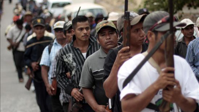 Liberan detenidos de la autodefensa