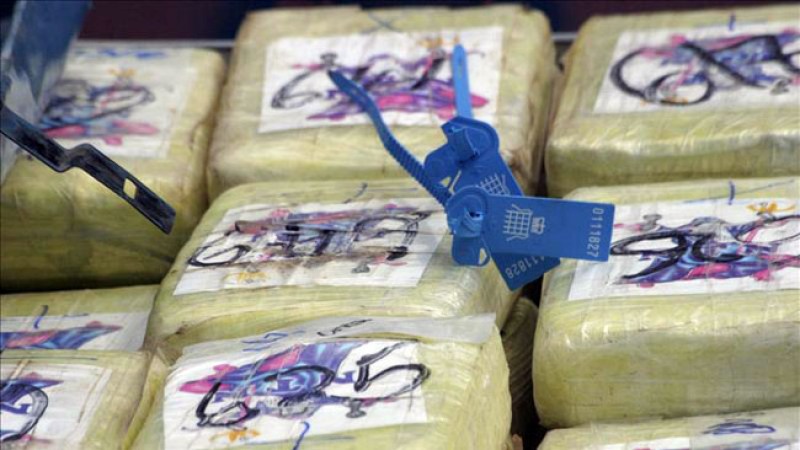 Decomisan cientos de paquetes de coca