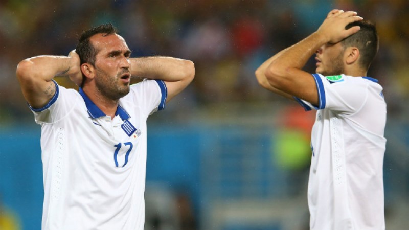 Japón y Grecia empatan sin goles