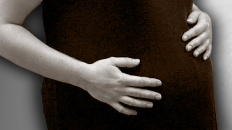 Relacionan partos tardíos y la hiperactividad