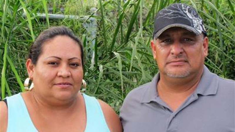 Sigifredo Saldaña Irachetay su esposa Laura Saldaña.