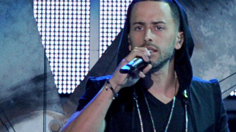 Yandel sufre accidente en México