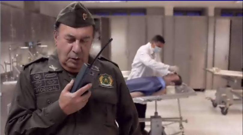El Coronel ya tiene lo que necesitaba y lo hace ver como si hubiera sido una captura en la que murió el narcotraficante.