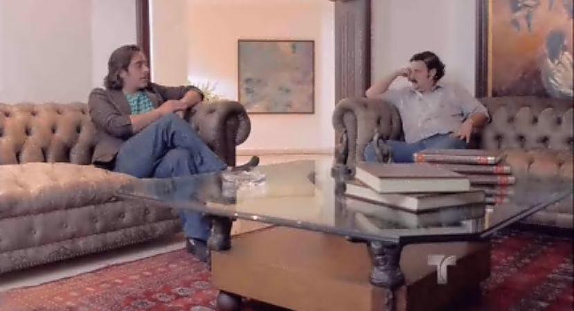 Mauricio, un amigo de Hernán Valencia va con Pablo para ver si él sabe algo de su desaparición, pero Escobar lo niega todo.