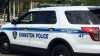 Lo arrestan por acercarse e intentar atraer a menores en un suburbio de Chicago