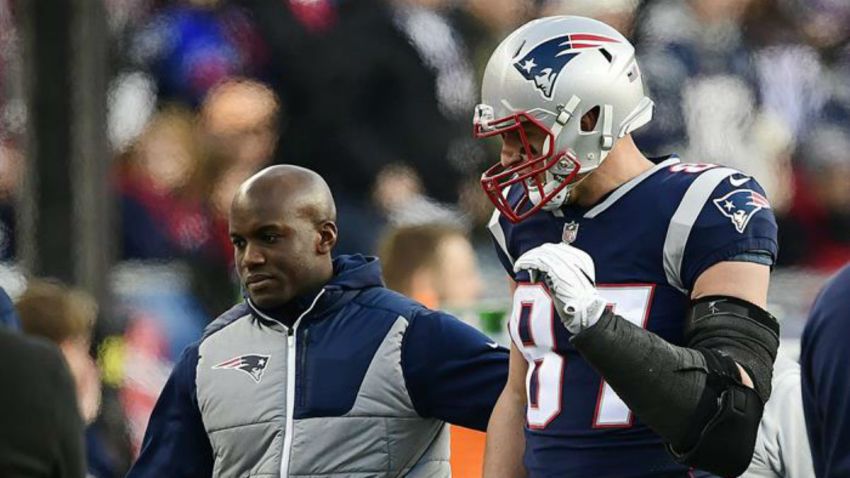Superbowl-Gronkowski-Lesion-Conmocion-Celebrar