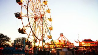 Atracciones en la feria estatal de Illinois.