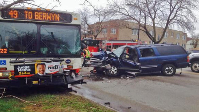 tlmd_choque_camioneta_autobus_cta_chicago