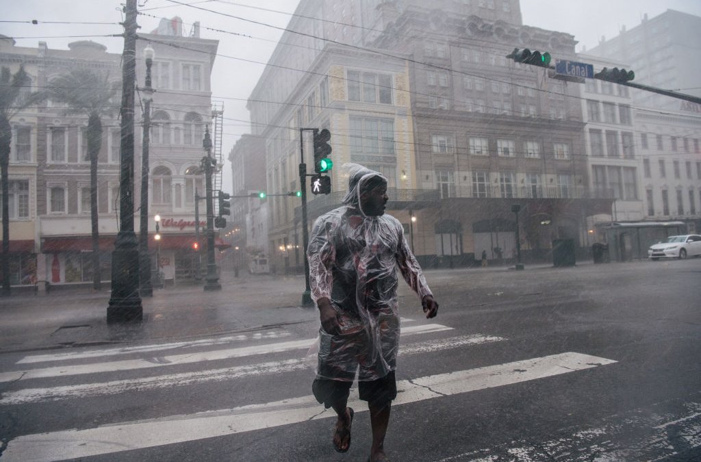 Nueva Orleans: cientos de miles de clientes sin luz por el huracán Ida – Telemundo Chicago - Vimarsana News