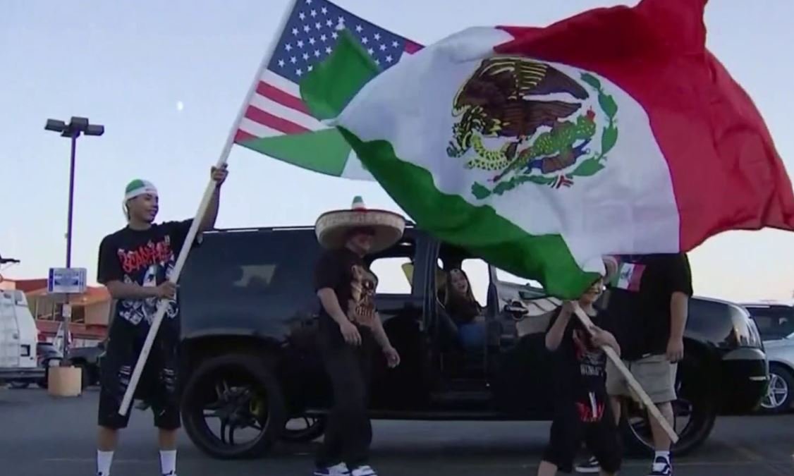El Grito en Chicago mexicanos celebran por todo lo alto la