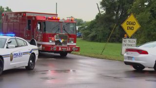 Bomberos en Tennessee cierran calles por fuga de amoniaco