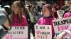 Defensores del derecho al aborto protestan en Chicago tras filtración en la Corte Suprema