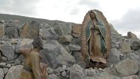 Conoce la plaza dedicada a la Virgen de Guadalupe en Indiana