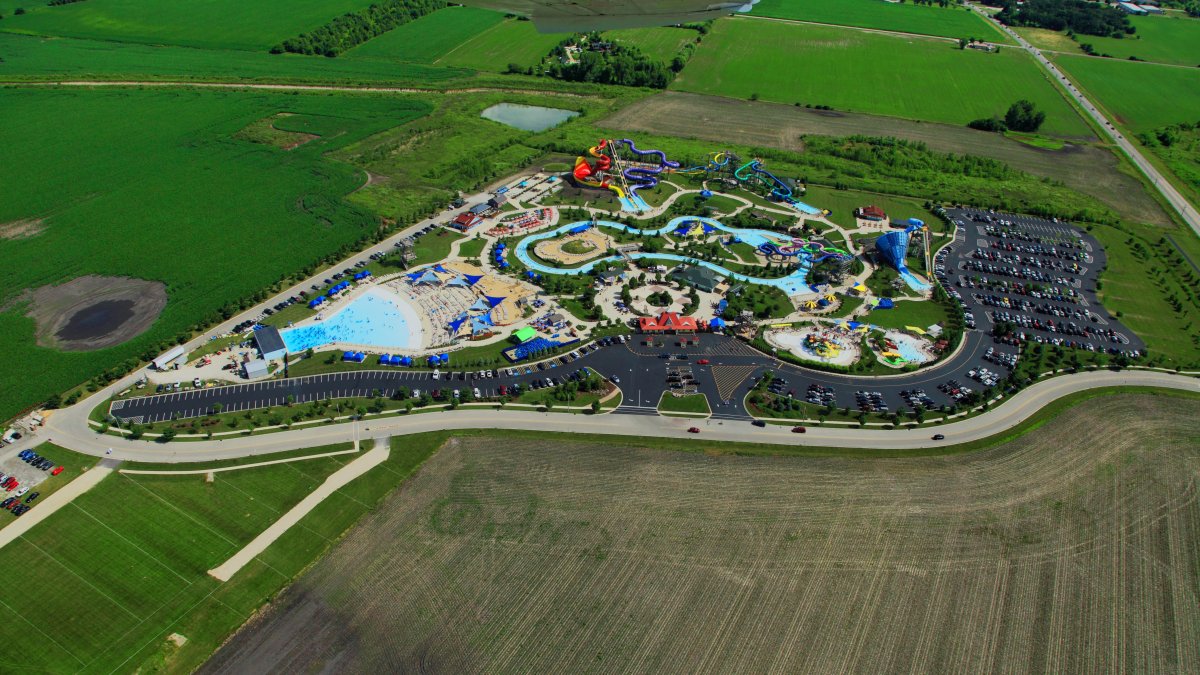 Menu At Raging Waves Raging Waves pronto abrirá para el verano 2026 – Telemundo Chicago
