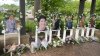 Highland Park dedica altar y memorial a los fallecidos en el tiroteo del 4 de julio