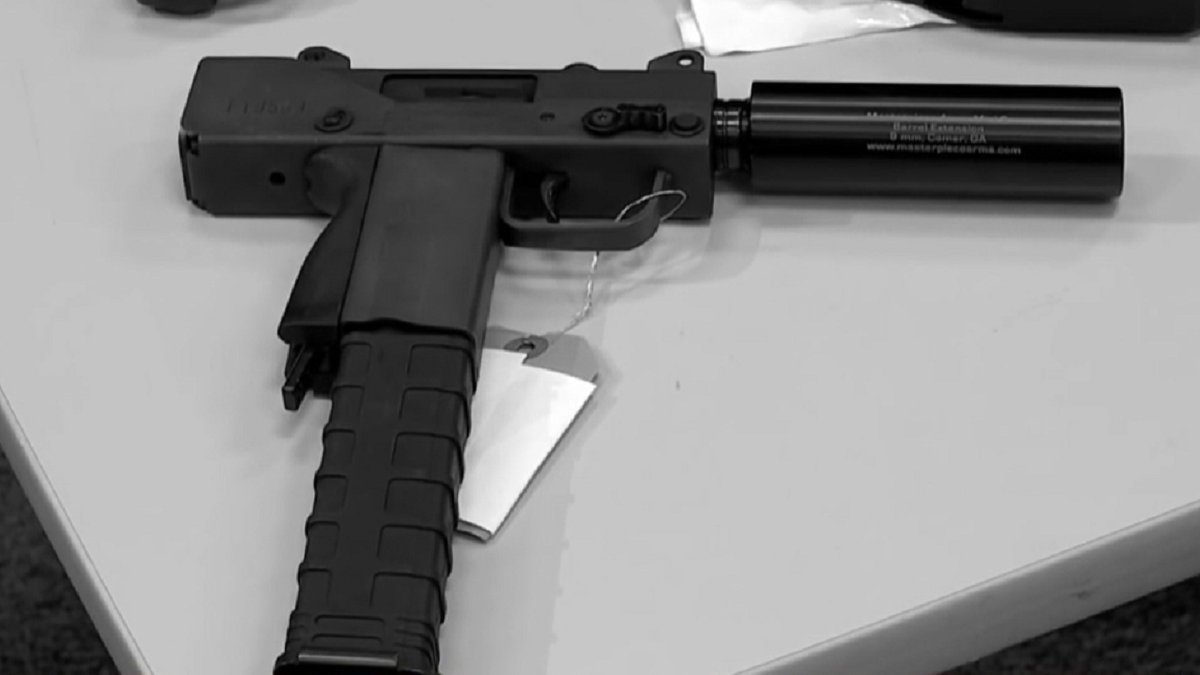 Funcionarios de algunos condados dicen no cumplirán con la nueva ley de