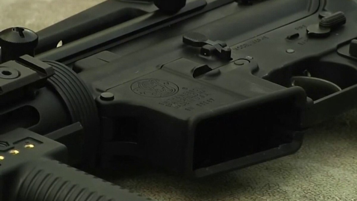 Illinois Senators to Vote on Bill to Ban Assault Weapons – NBC Chicago