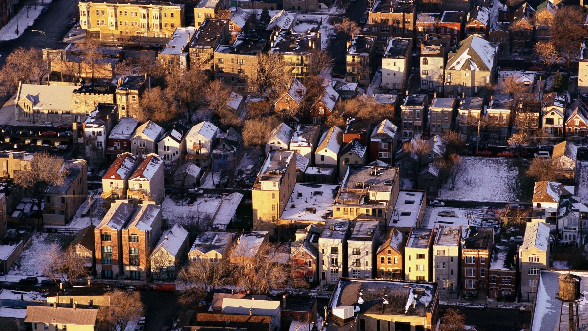 Miles de propietarios de vivienda del Condado de Cook podrían recibir