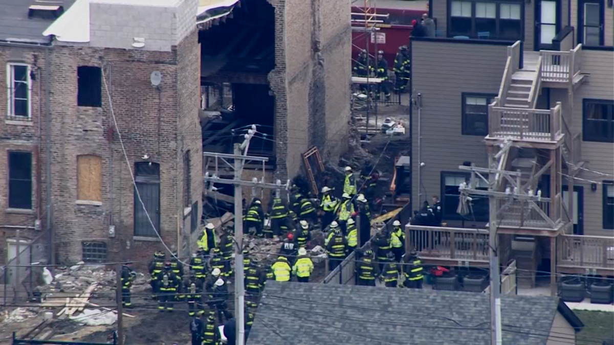 Worker Dies After Being Rescued from Collapsing Building in Bronzeville – NBC Chicago
